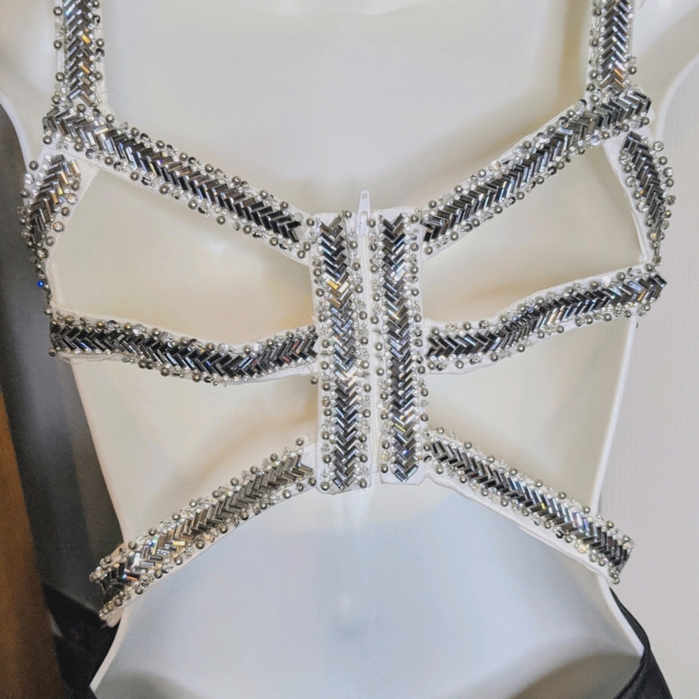Prom dress - Picture 11 of 16